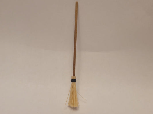 Al Chandronnait Broom - Brown