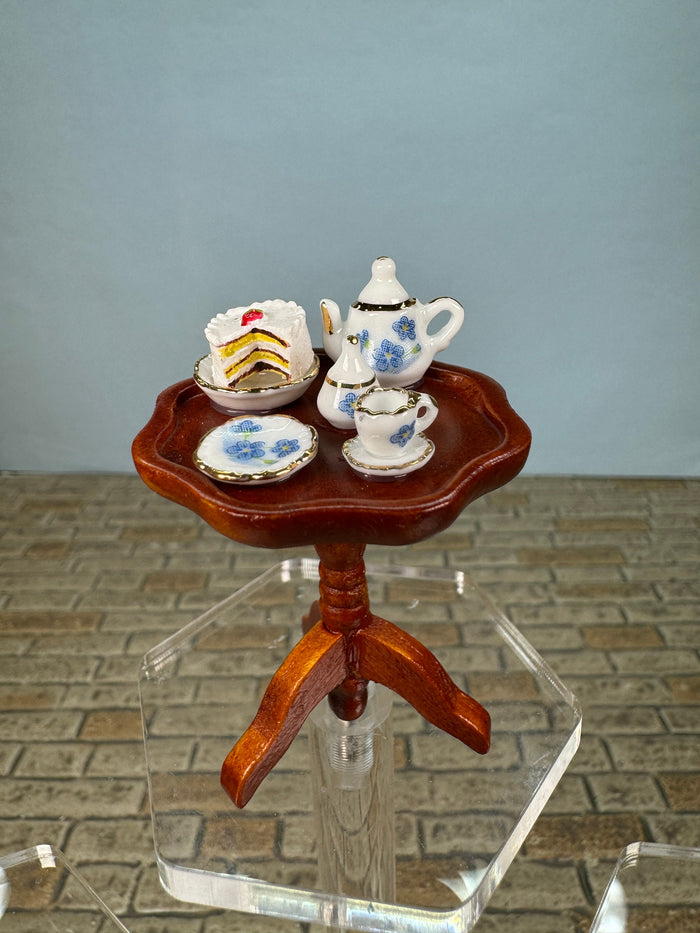 Decorated Tea Table Reutter Porcelain Germany