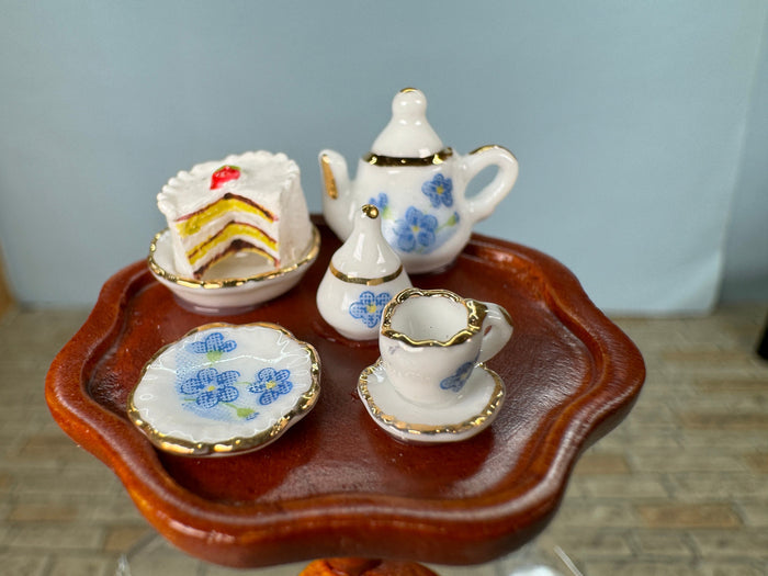 Decorated Tea Table Reutter Porcelain Germany