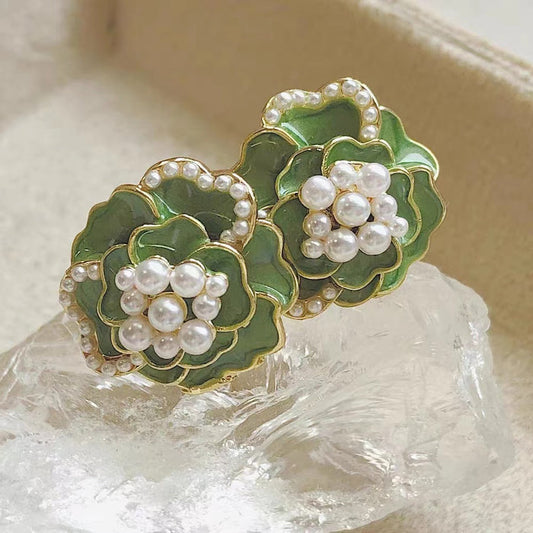E1495 - Green Flower Earrings