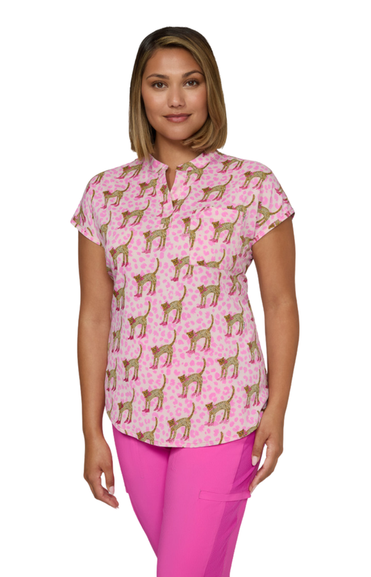 Filipina Mujer Koi Artist Series Estampada Mod. Ari Cheetah In Heels
