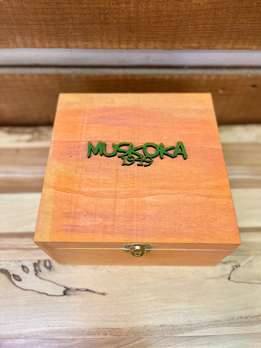 Brainy Games Orange Muskoka 1949 Puzzle Box 17x22