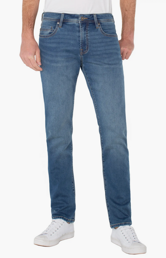 Kingston Modern Straight 32 in