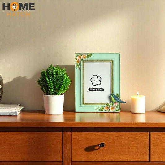 Pastel Garden Bird Photo Frame