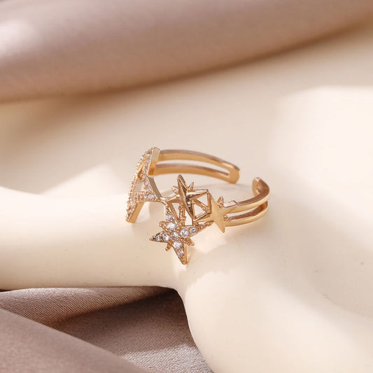 R662 - Golden Star Ring