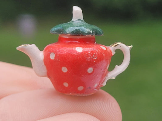 Strawberry Teapot by Sam Dunlap