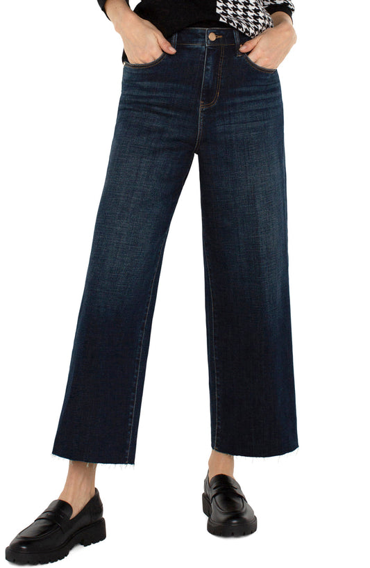 Stride Hi Rise Crop w/ Wide Cut Hem 26" Ins