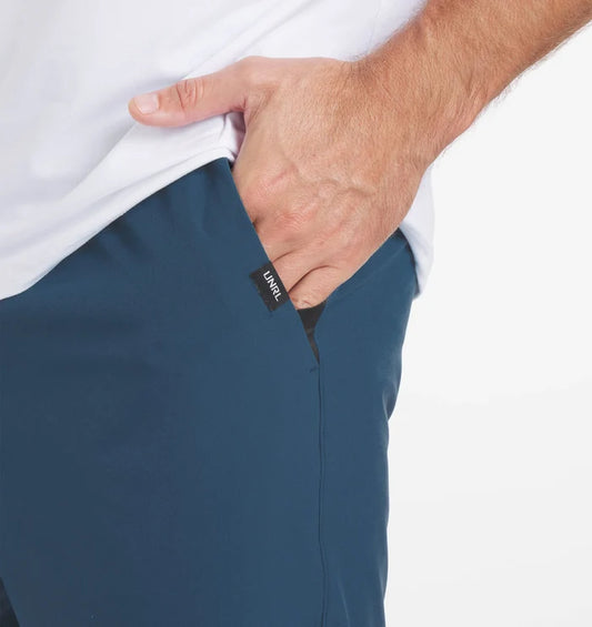 Stride Short 7.5"