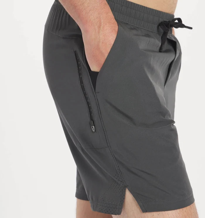 Stride Short 7.5"