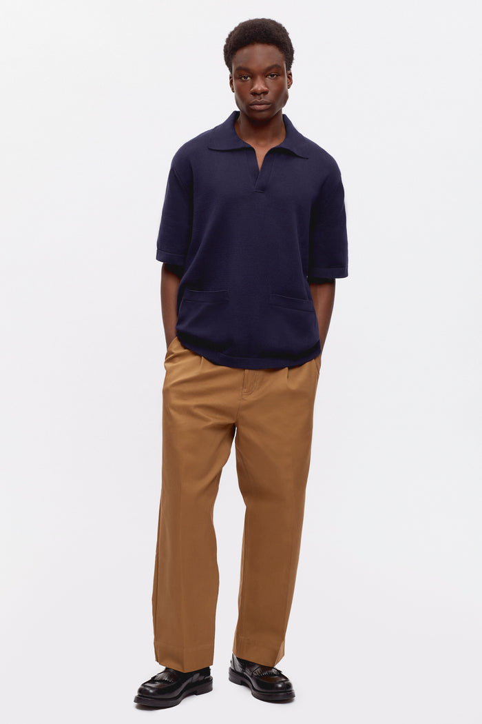 Juslin is 5ft 11in, a regular size M and wearing a M.