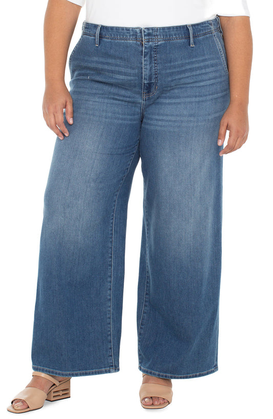 Weekender Wide Leg 30" Inseam